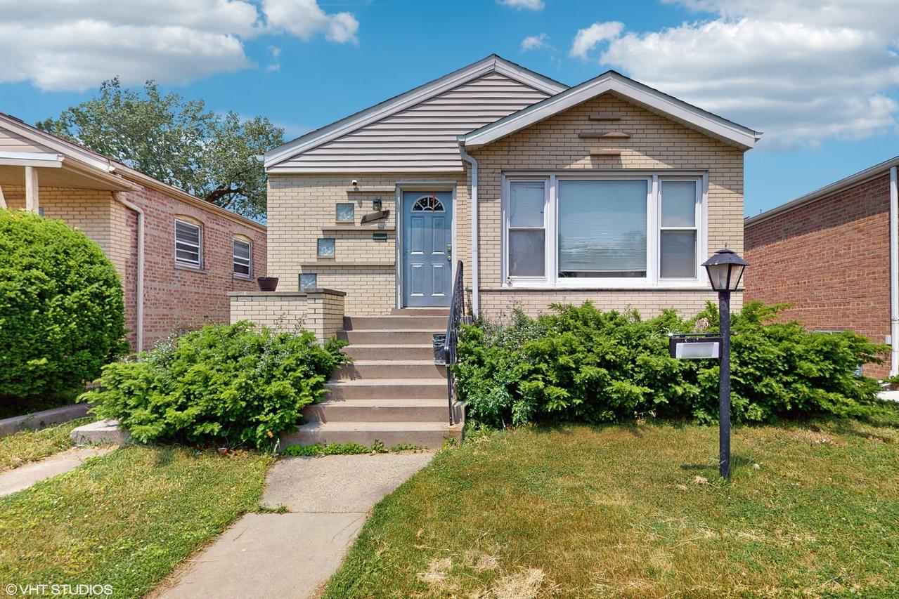 124 E 83rd St., Chicago, IL 60619