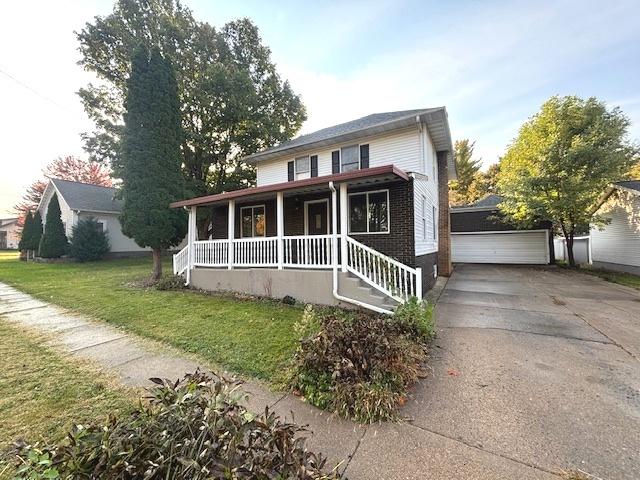 109 E Main St., Granville, IL 61326