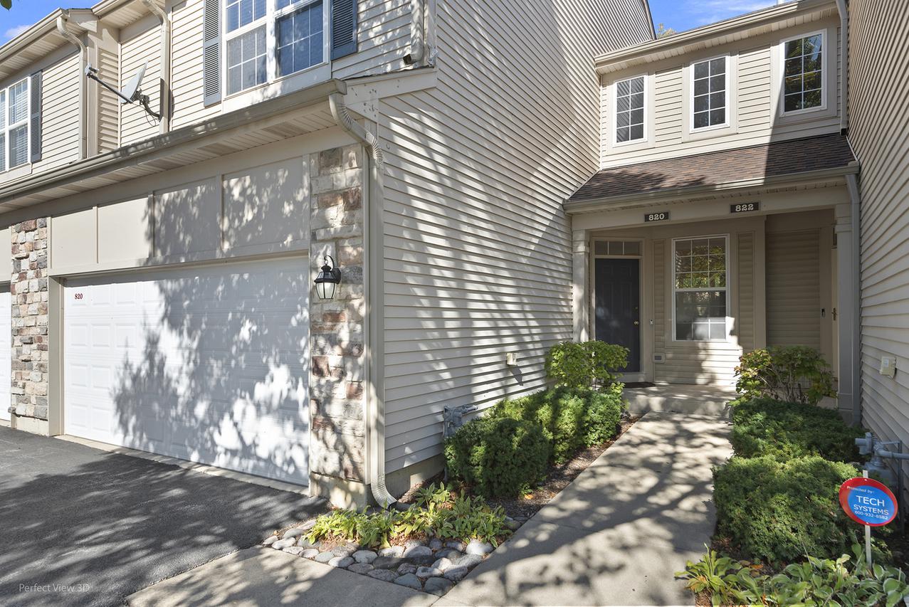 820 Amelia Ct., Grayslake, IL 60030
