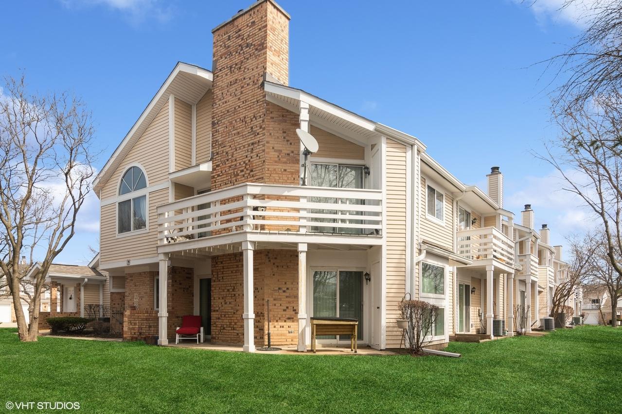 1027 Courtland Dr., Buffalo Grove, IL 60089