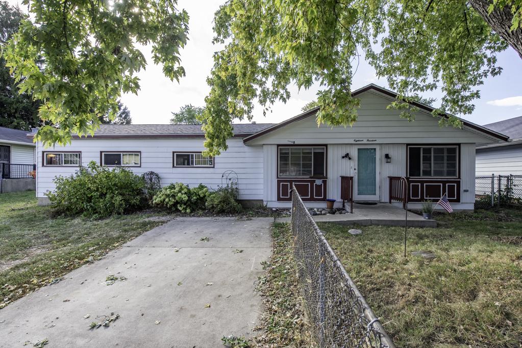 1814 Jethro Ave., Zion, IL 60099