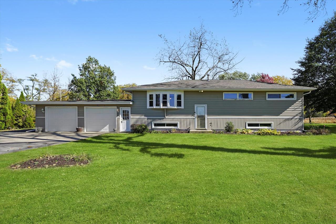 21541 S River Rd., Shorewood, IL 60404