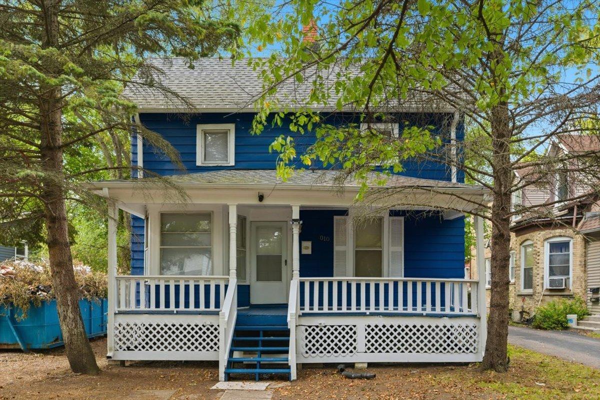 3010 Ezekiel Ave., Zion, IL 60099