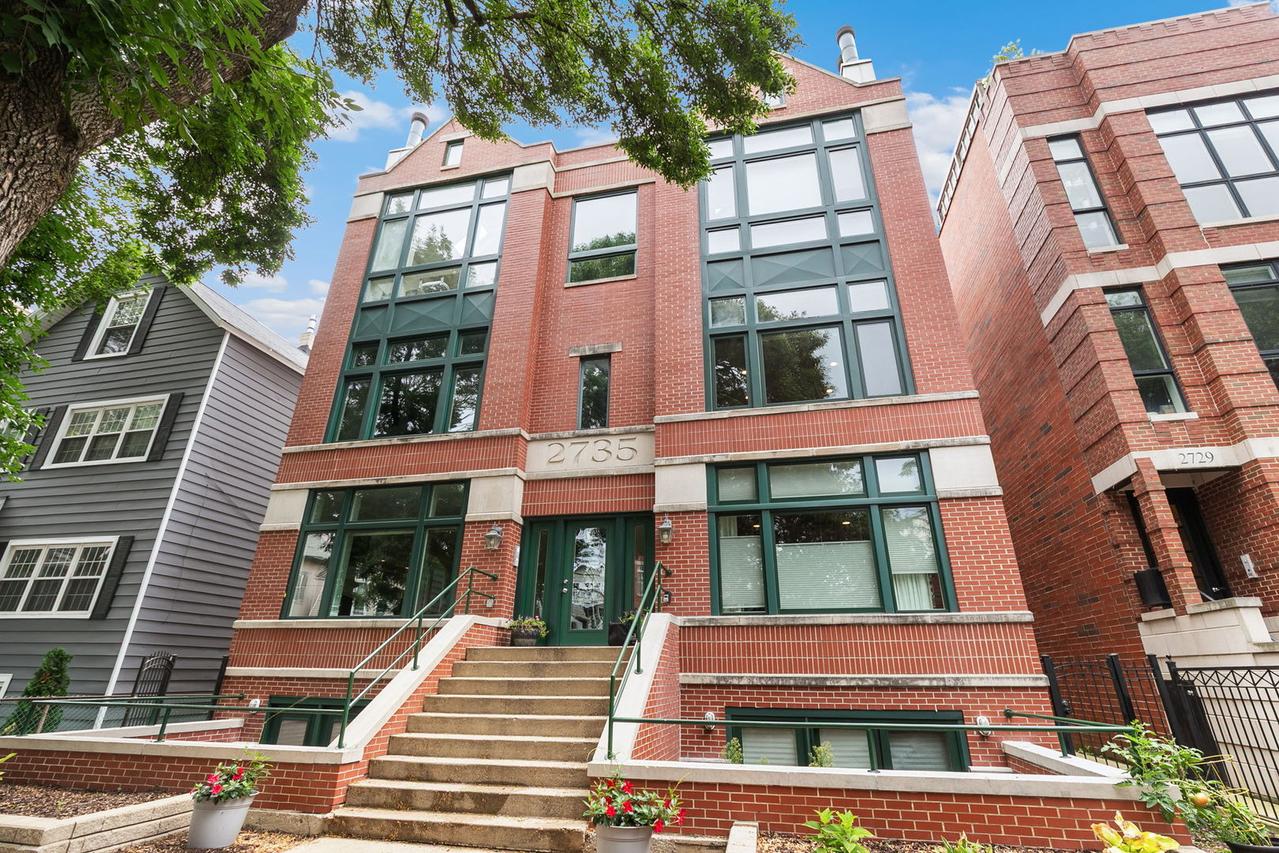 2735 N Kenmore Ave. #2S, Chicago, IL 60614