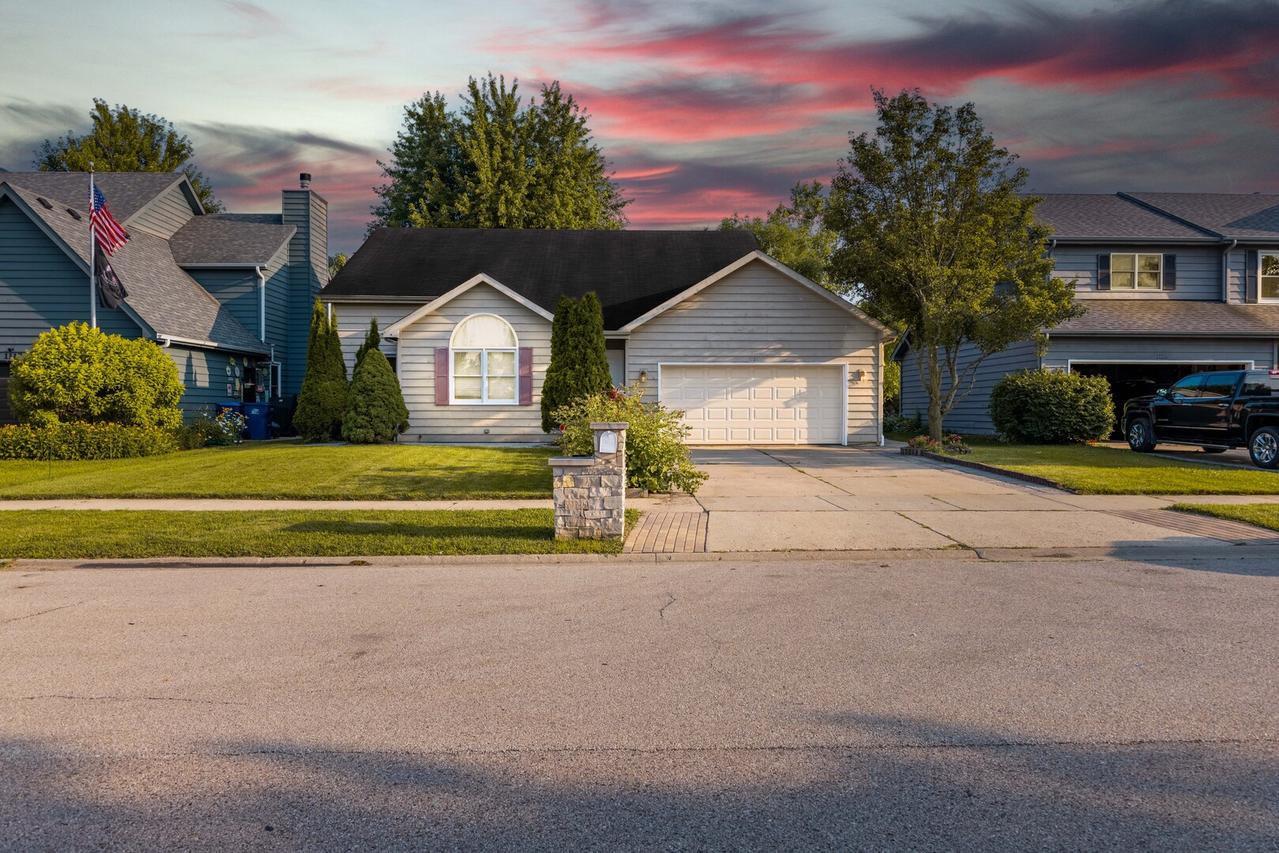 1121 Otto Graham Ln., Zion, IL 60099