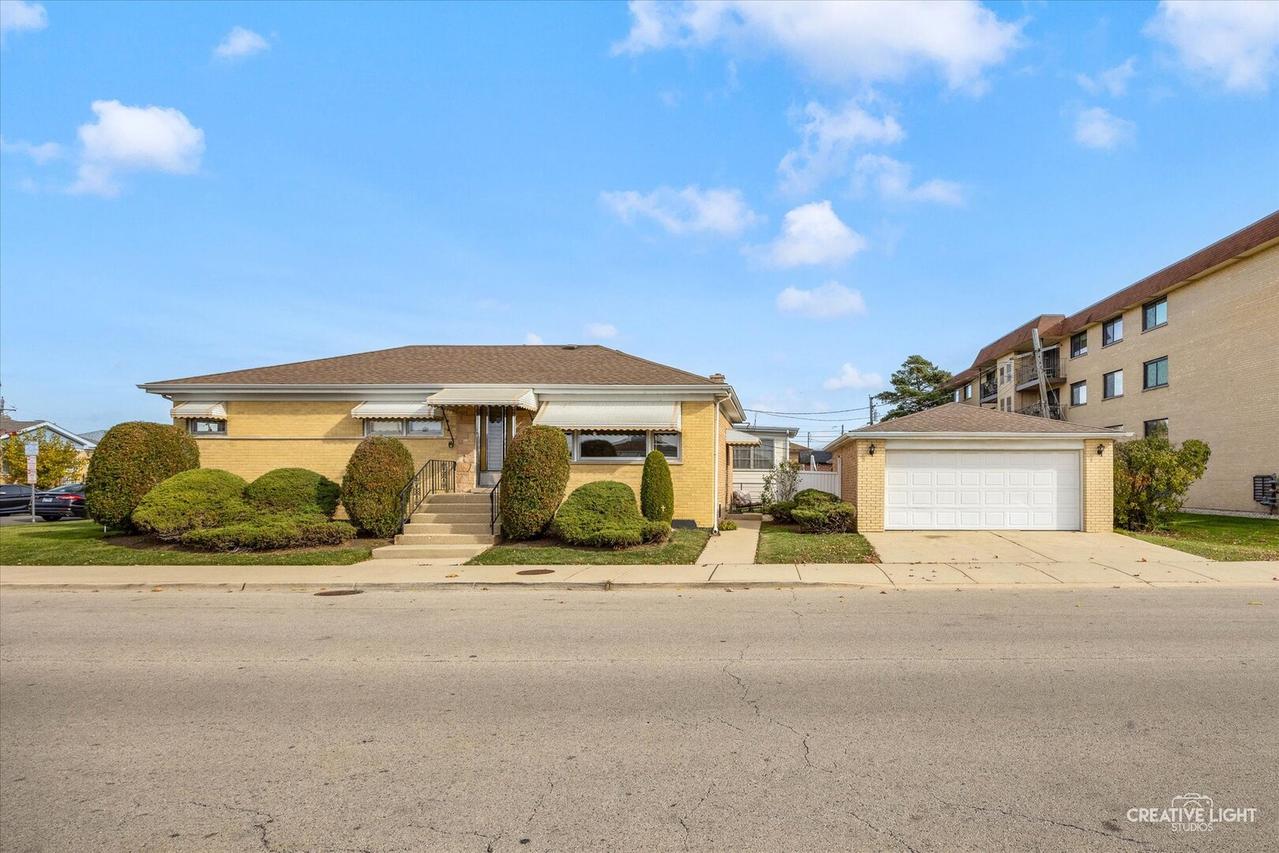 7657 W Gunnison St., Norridge, IL 60706