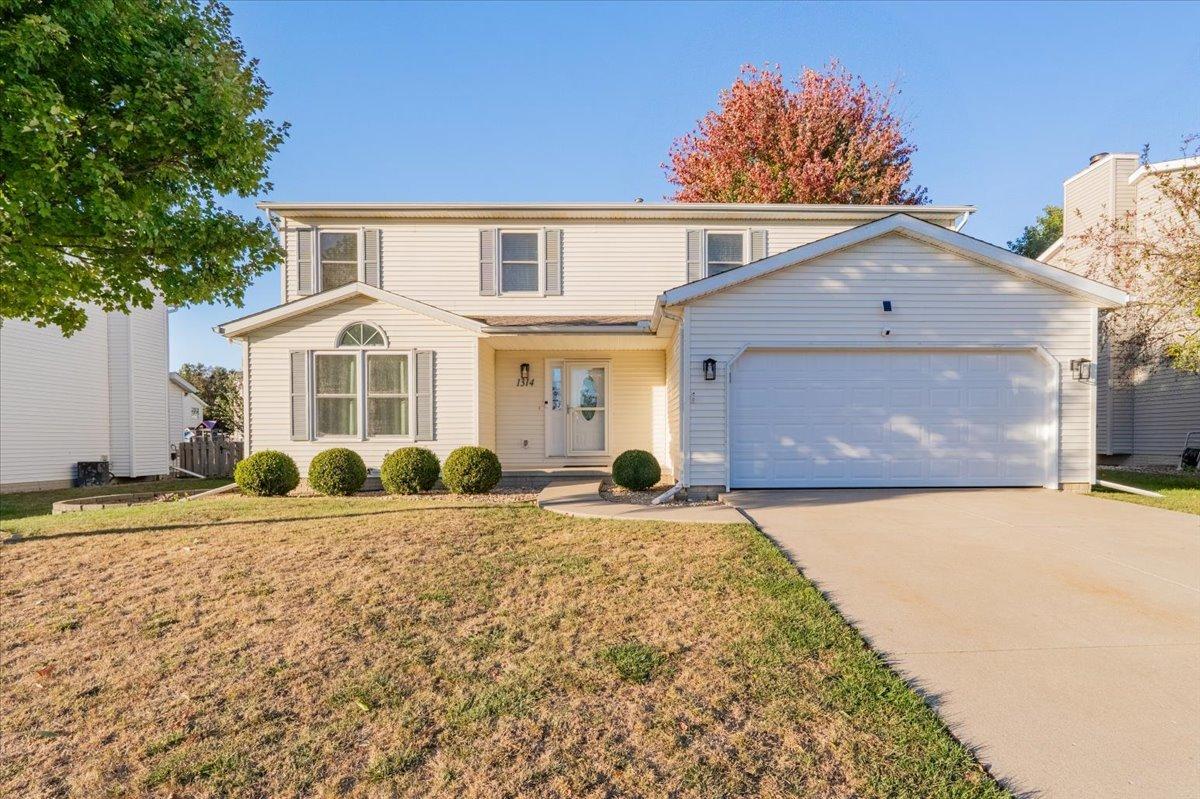 1314 Lismore Ln., Normal, IL 61761