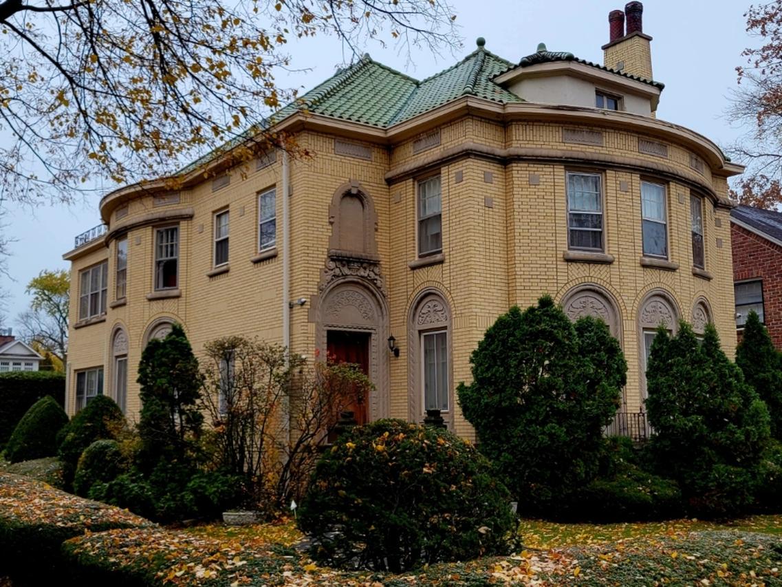 530 Maple Ave., Wilmette, IL 60091