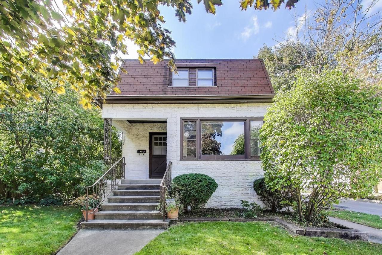 1001 Elgin Ave., Forest Park, IL 60130