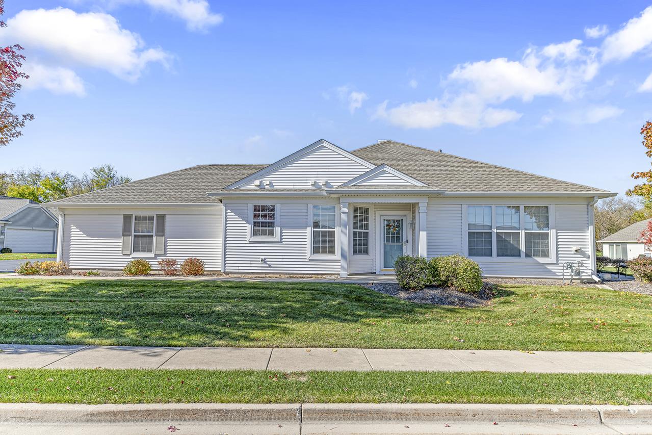 12963 Penefield Ln., Huntley, IL 60142