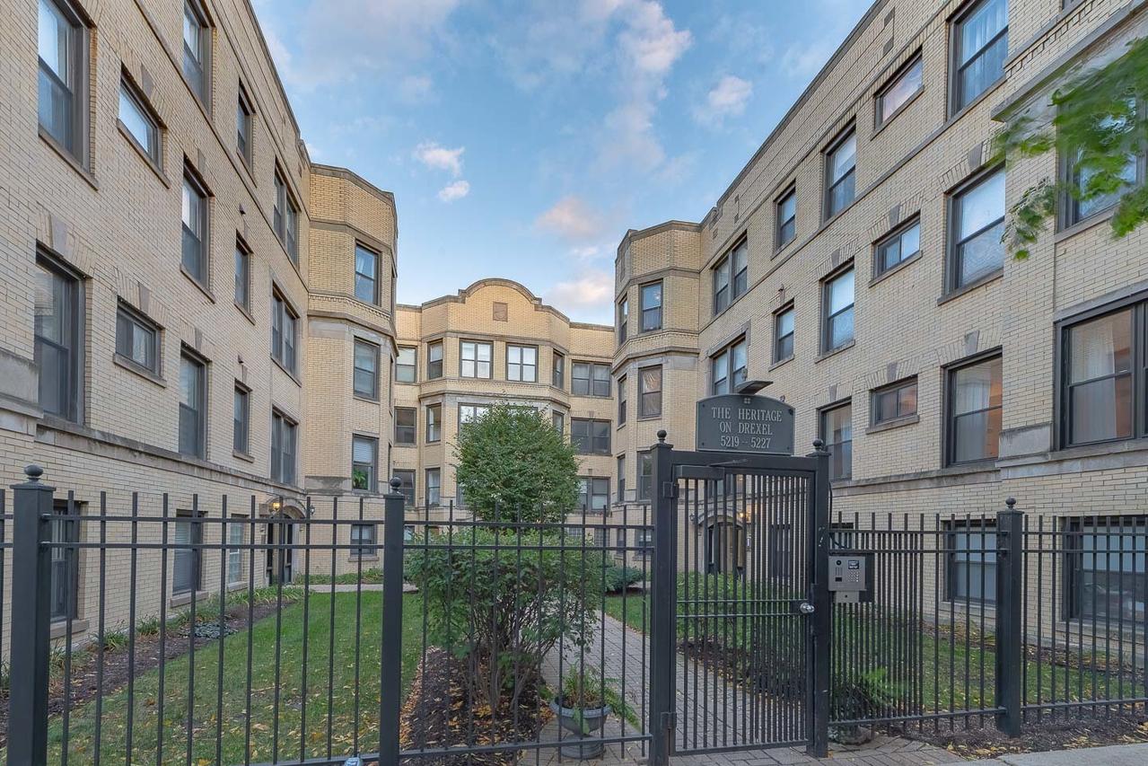 5223 S Drexel Ave. #2N, Chicago, IL 60615