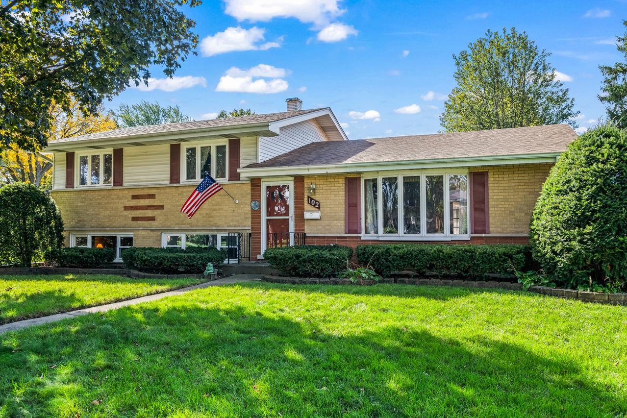 102 N Yates Ln., Mount Prospect, IL 60056