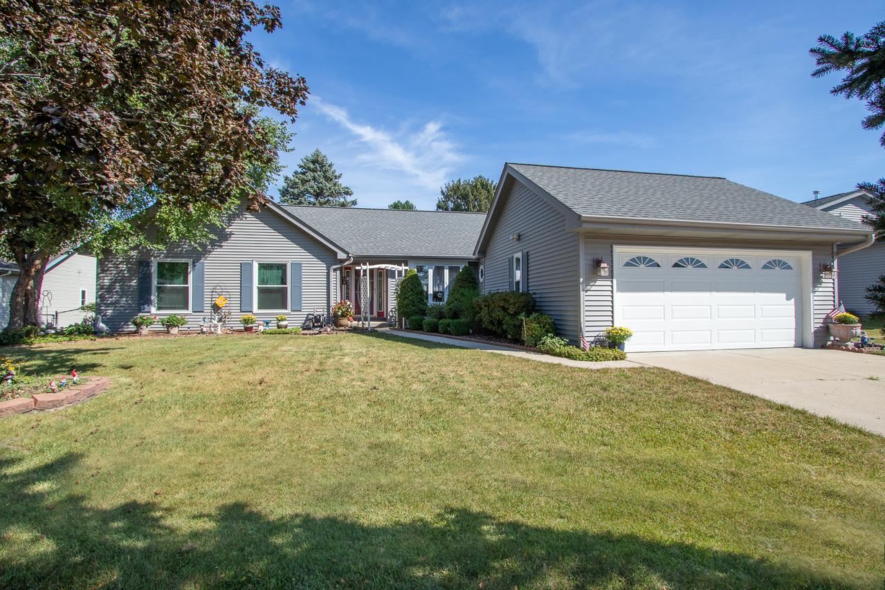 3202 Turnberry Dr., Mchenry, IL 60050