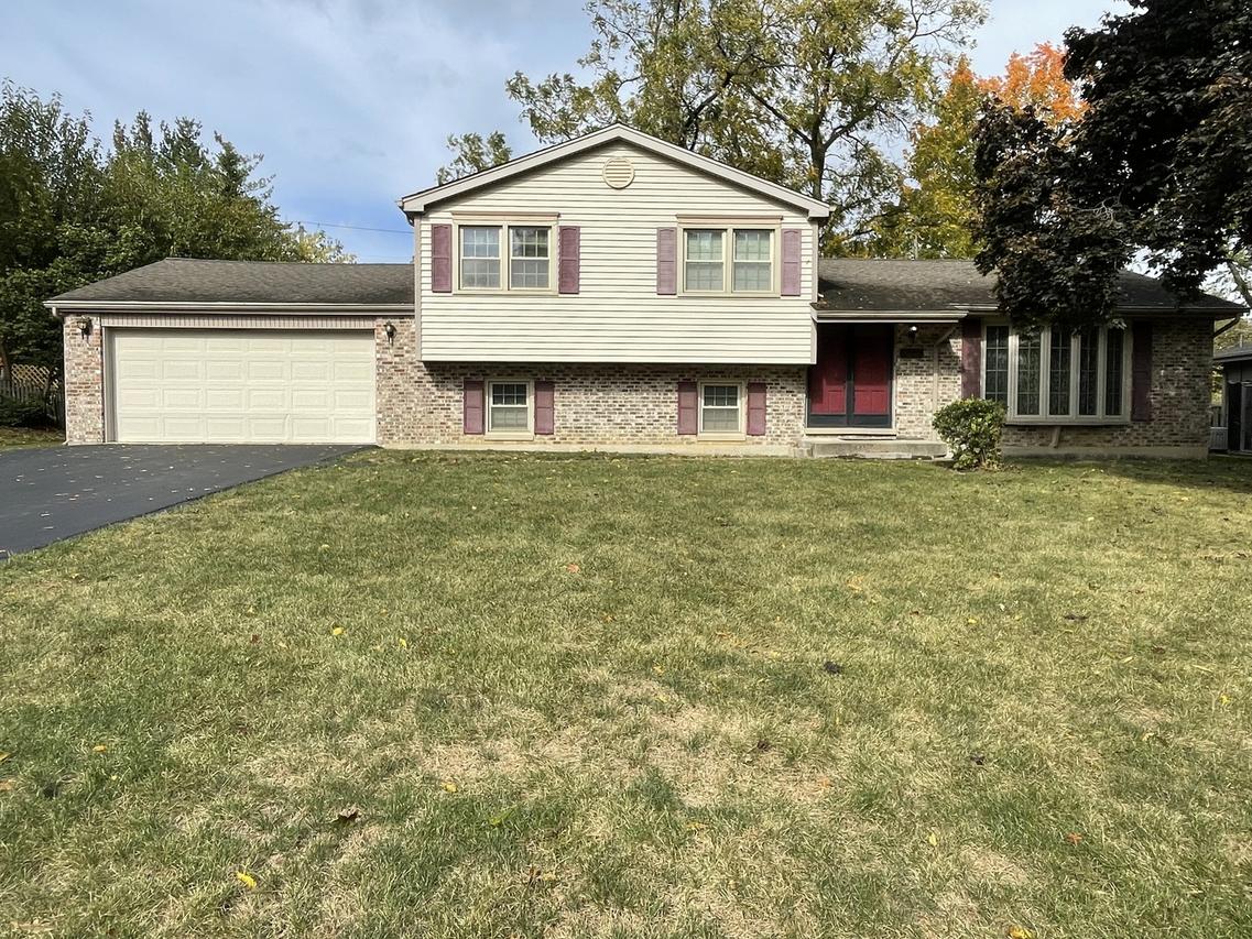 202 Oak Dr., Shorewood, IL 60404