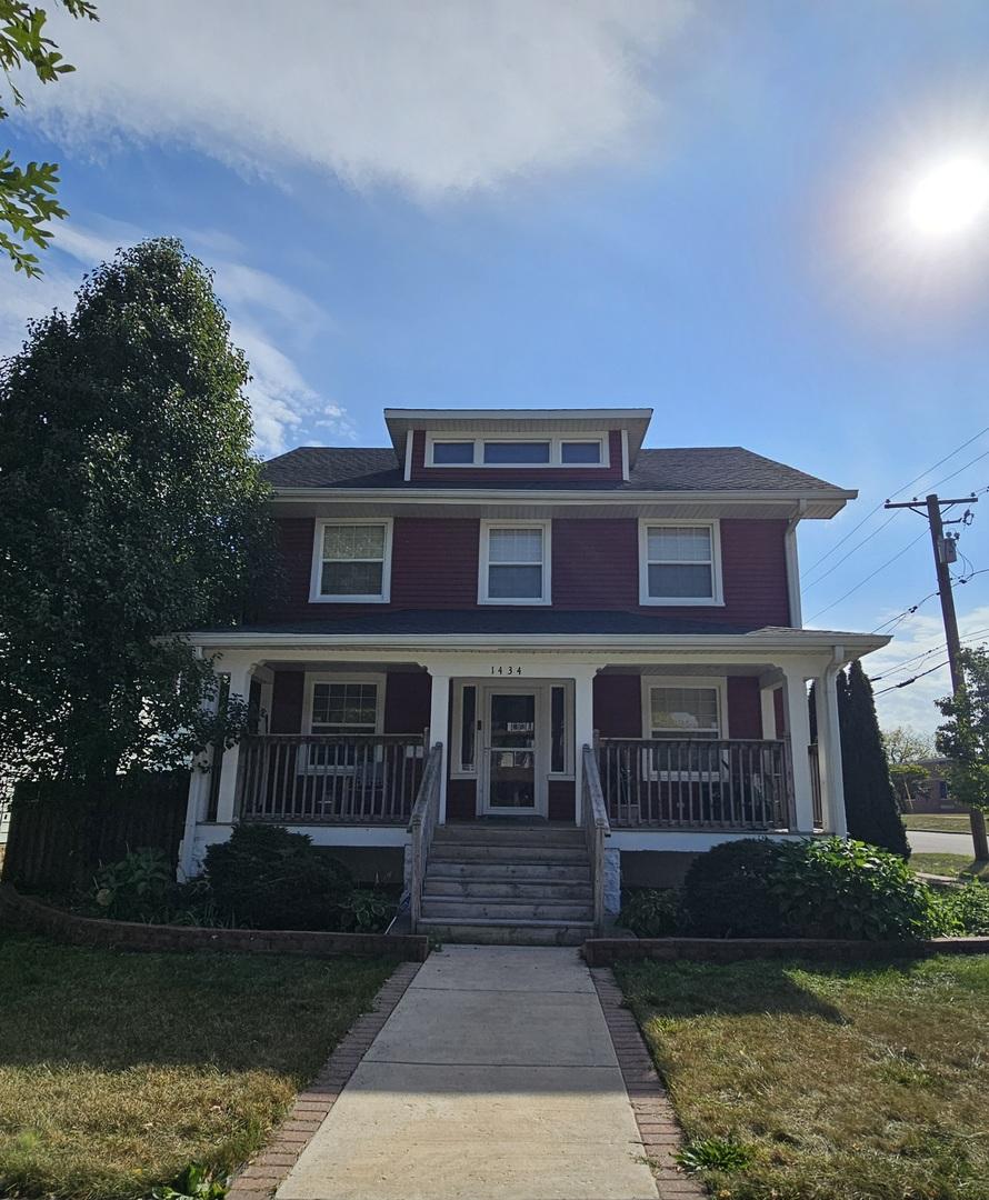 1434 Elm St., Rockford, IL 61102
