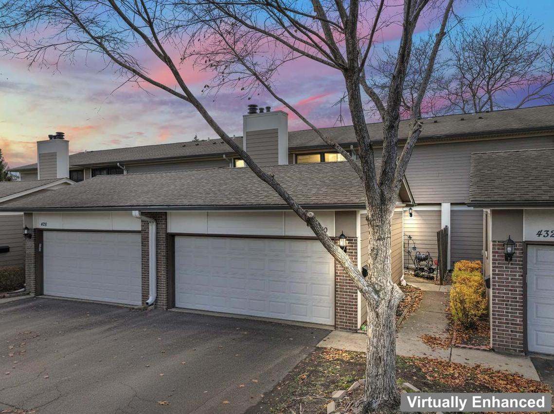 430 Swan Ct., Deerfield, IL 60015