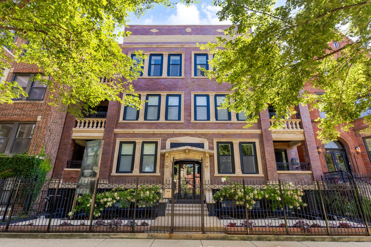 4559 S Michigan Ave. #3N, Chicago, IL 60653