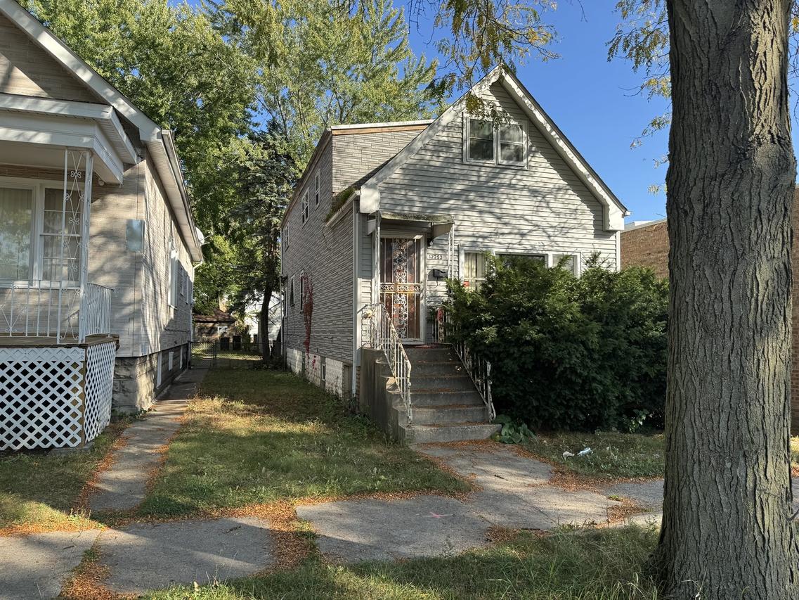 12253 S Peoria St., Chicago, IL 60643