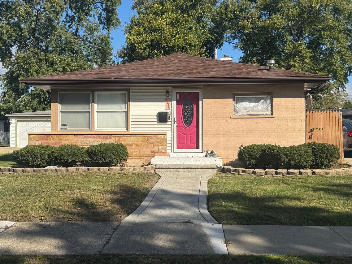 1716 W 163rd St., Markham, IL 60428