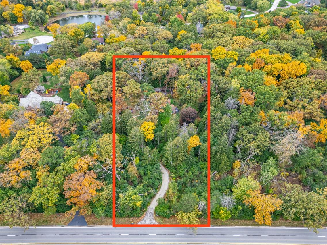 1S310 Winfield Rd., Wheaton, IL 60189