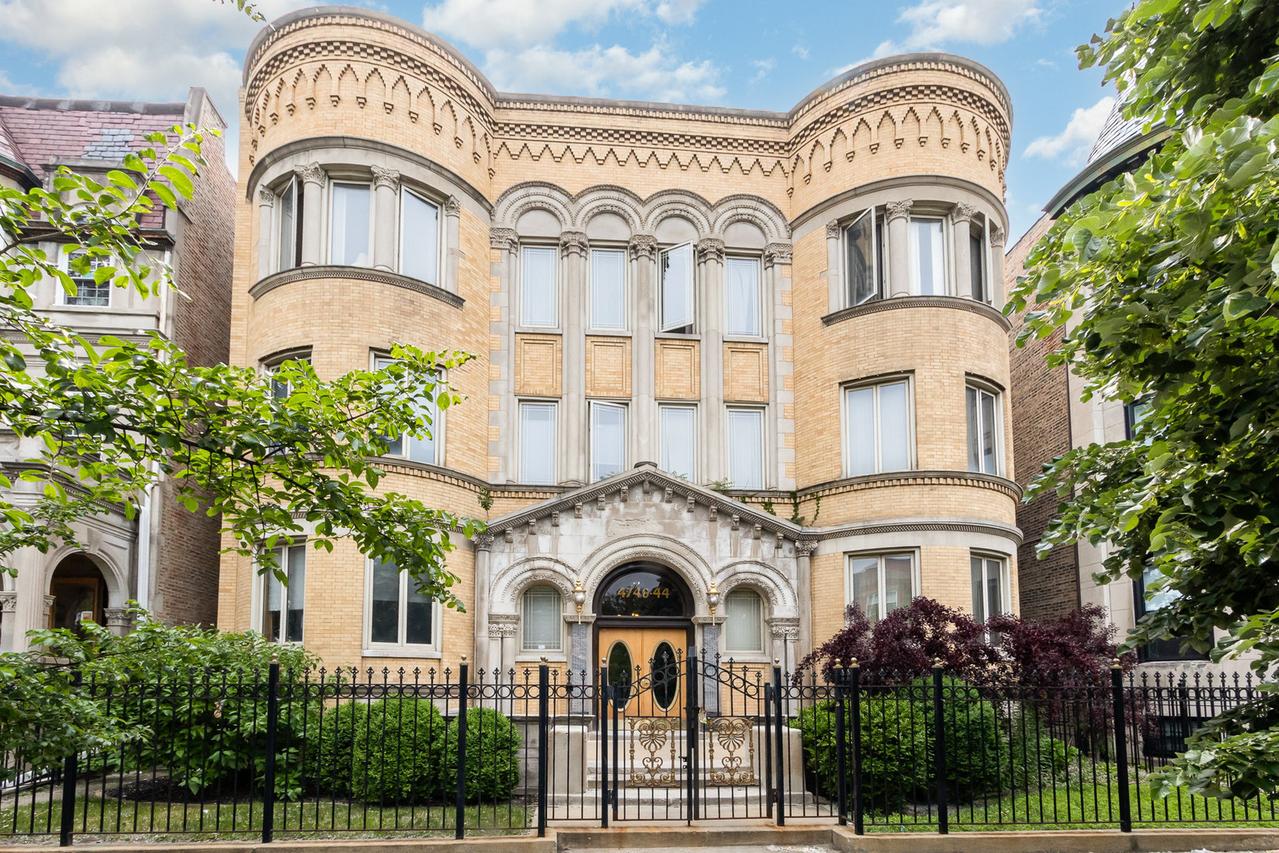 4744 S Prairie Ave. #1A, Chicago, IL 60615