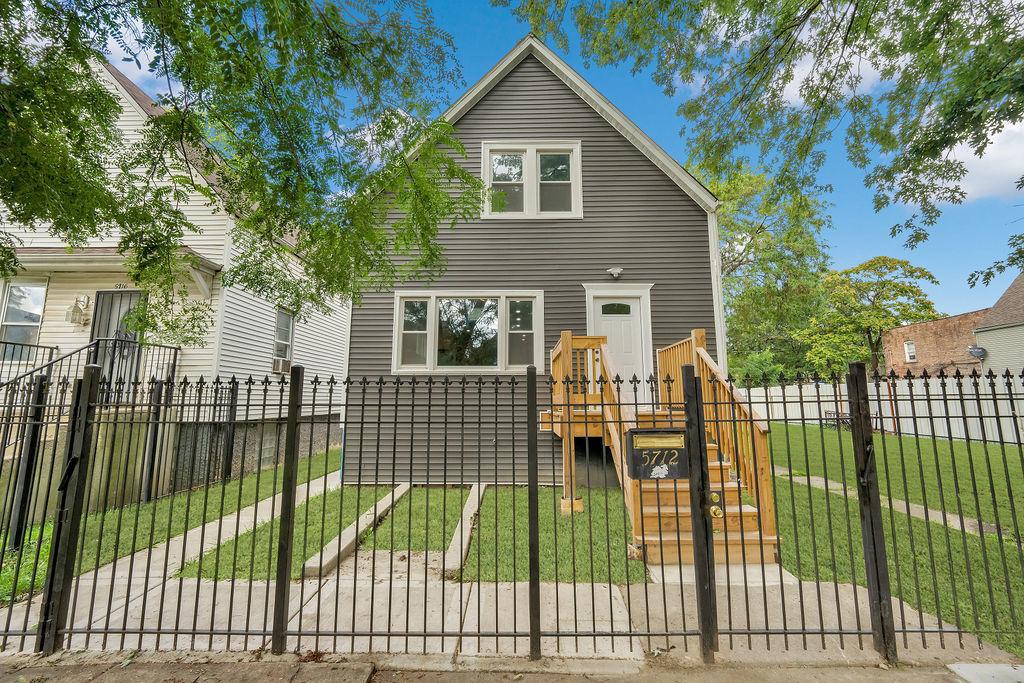5712 S Wolcott Ave., Chicago, IL 60636