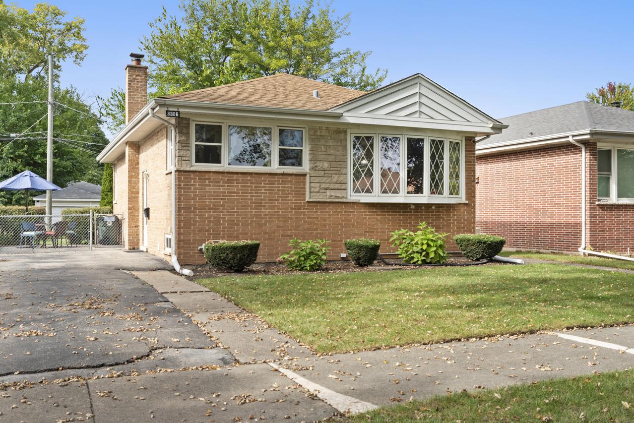 8306 Central Ave., Morton Grove, IL 60053