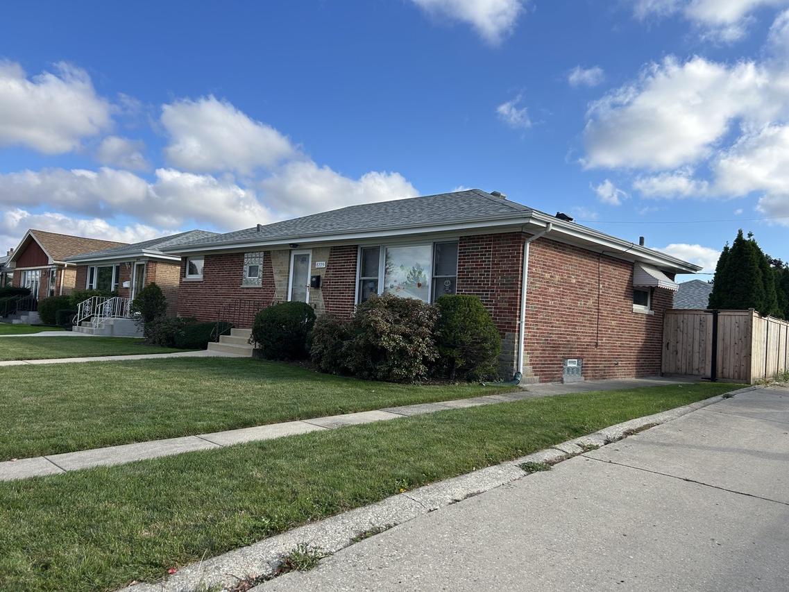 8229 W Giddings St., Norridge, IL 60706