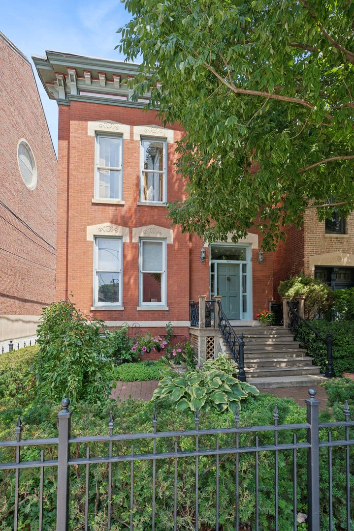 [Address Hidden by Seller], Chicago, IL 60614