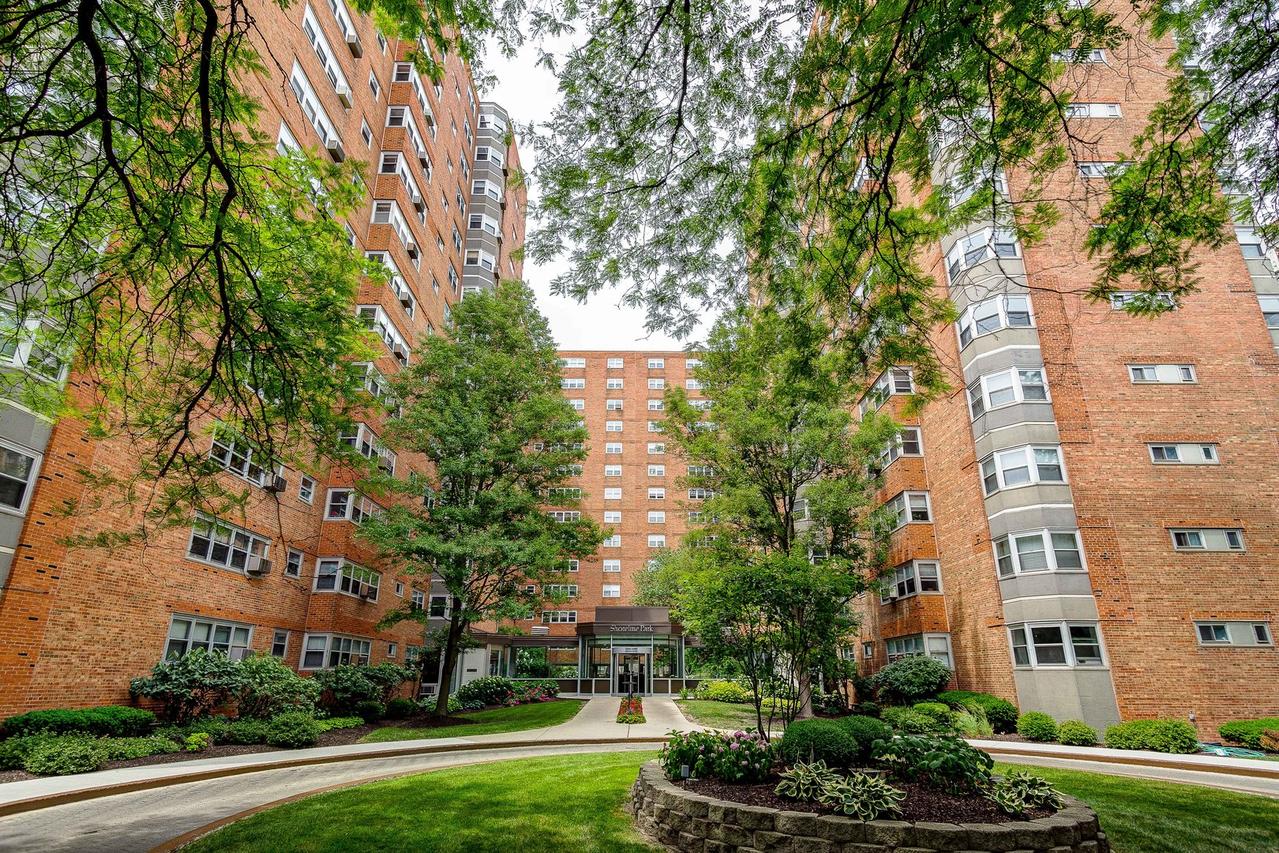 4950 N Marine Dr. #309, Chicago, IL 60640