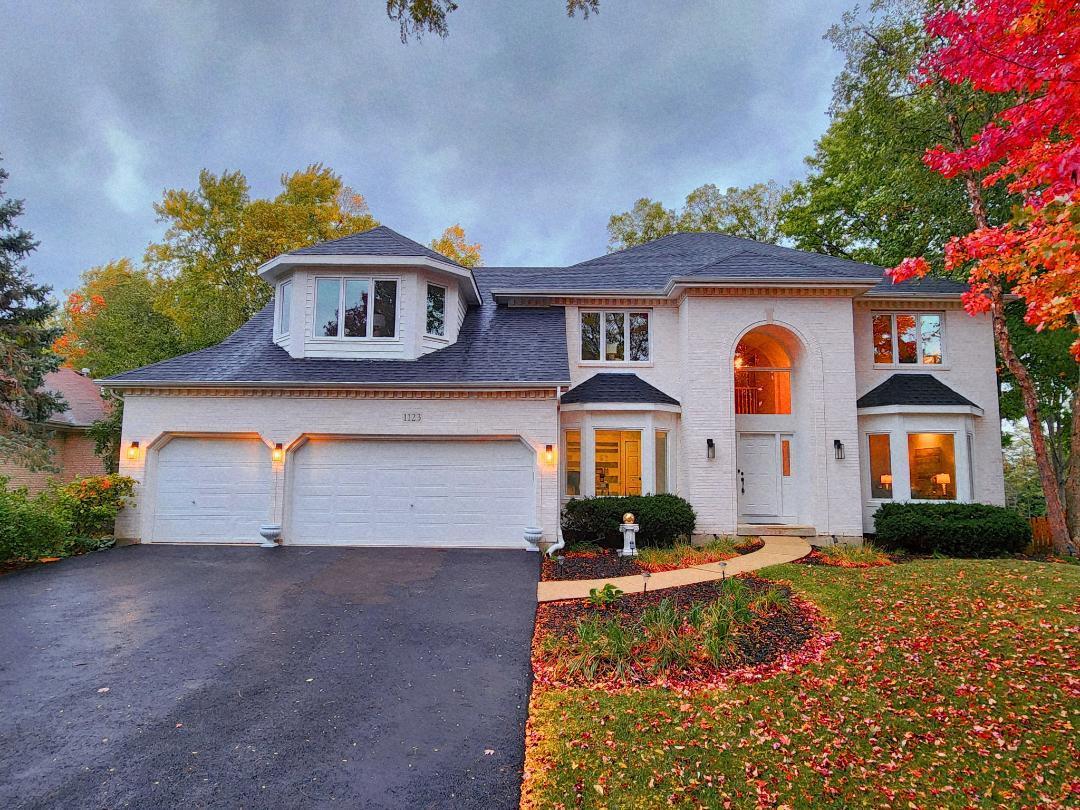1123 Thackery Ln., Naperville, IL 60564