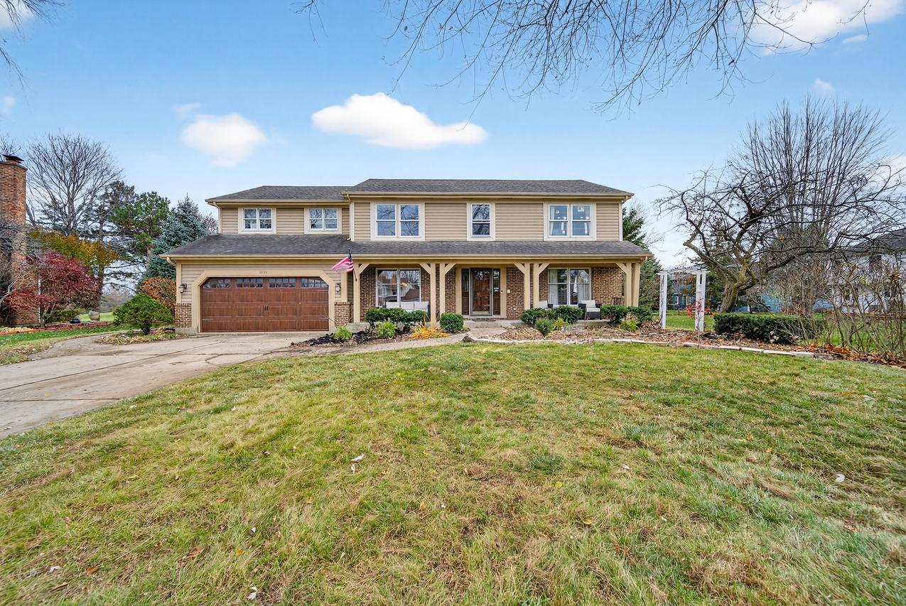 1404 Amy Ln., Libertyville, IL 60048