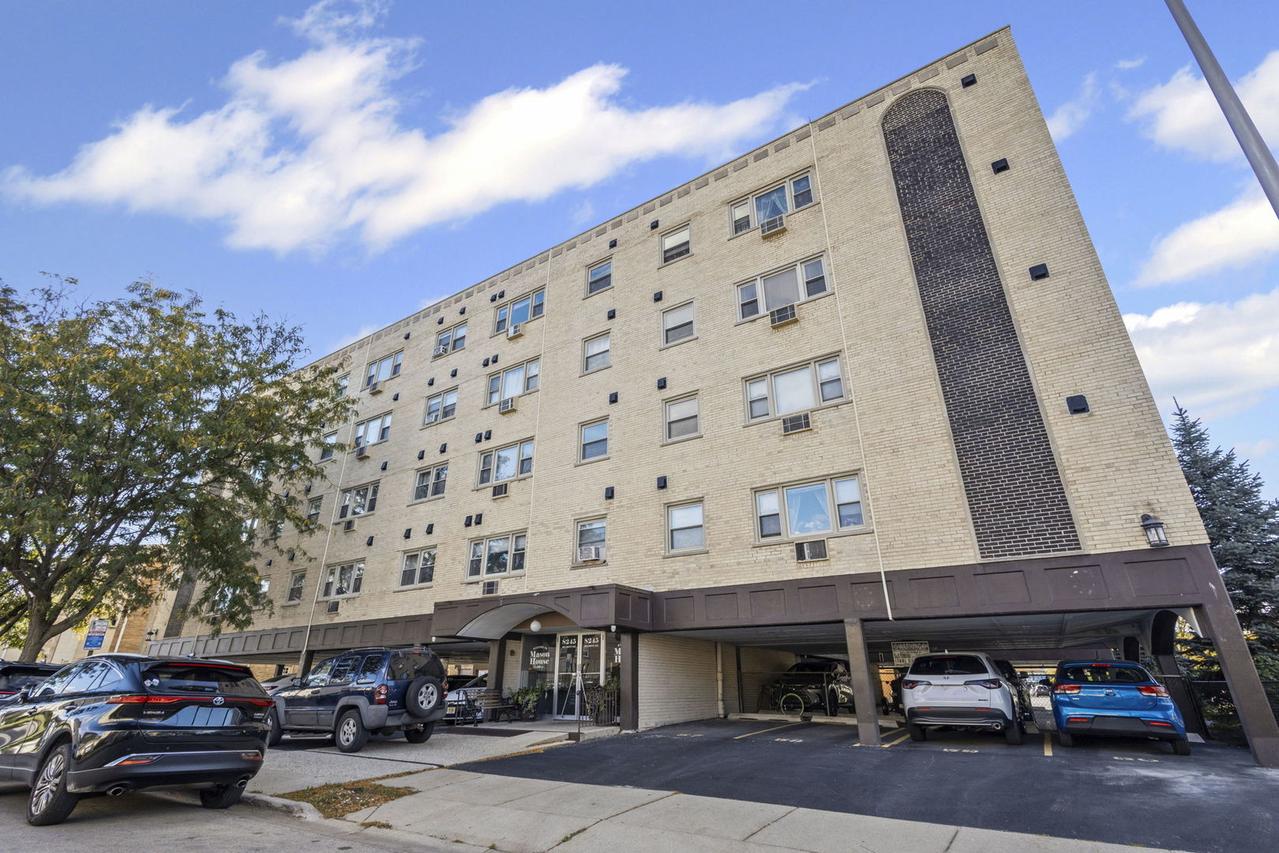 8245 W Belmont Ave. #4G, River Grove, IL 60171