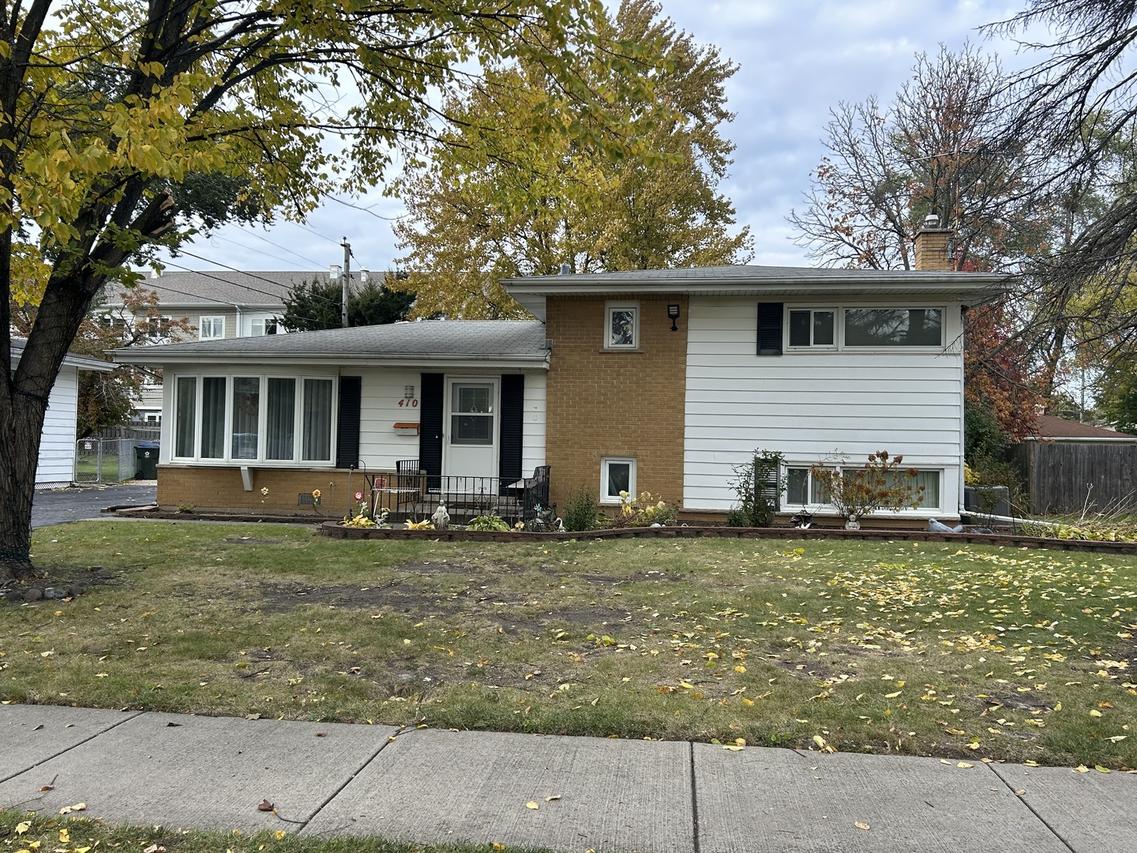 410 E Garwood Ave., Mount Prospect, IL 60056