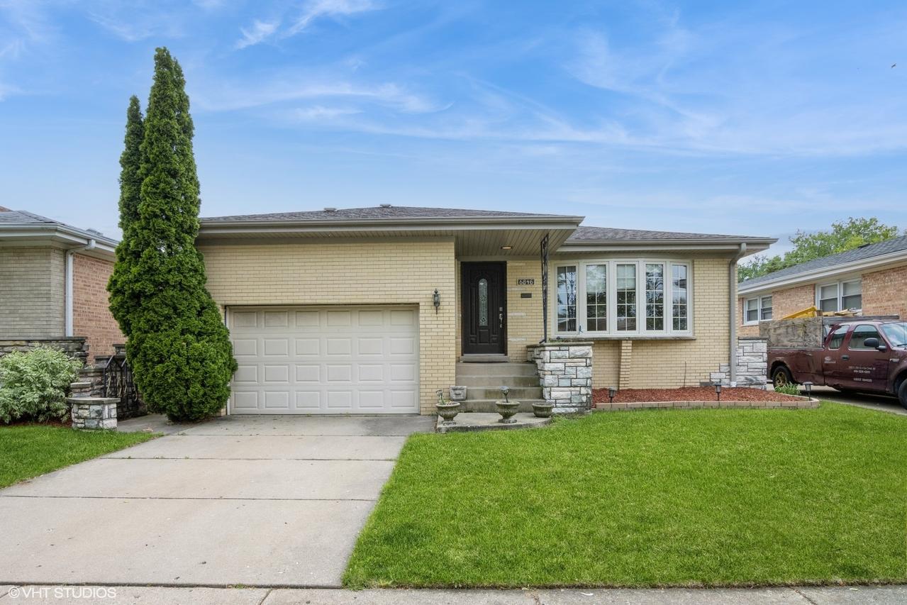 6846 N Dowagiac Ave., Chicago, IL 60646