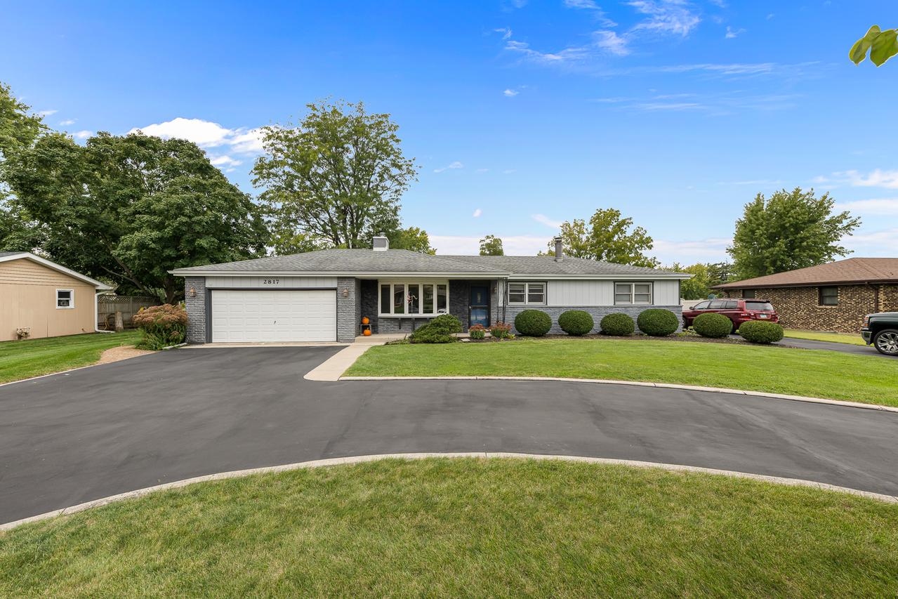 2817 Leven Ave., New Lenox, IL 60451