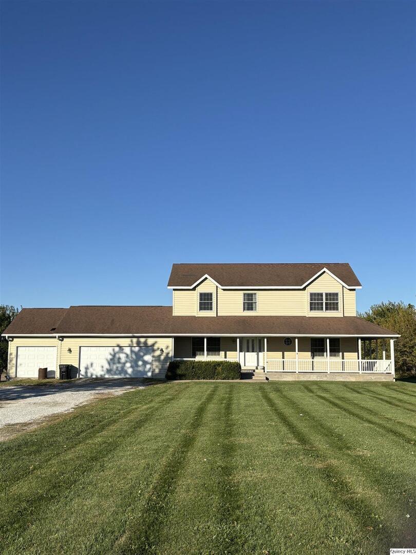 1848 N County Road 1700, Carthage, IL 62321