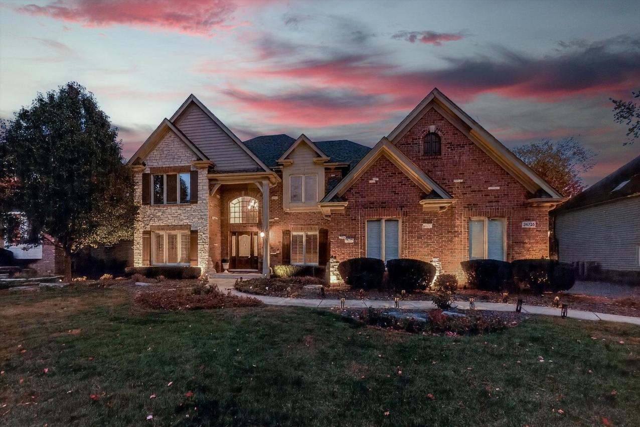 3N735 Herman Melville Ln., St. Charles, IL 60175