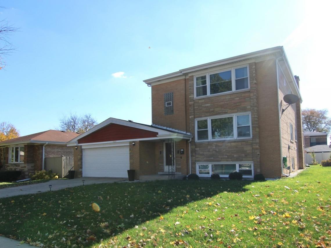 [Address Hidden by Seller], Niles, IL 60714