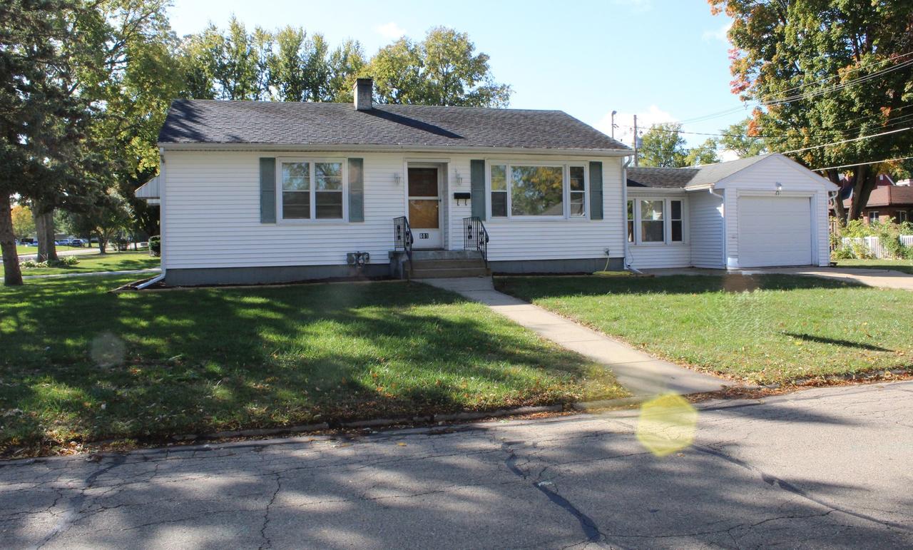 601 College Ave., Ottawa, IL 61350