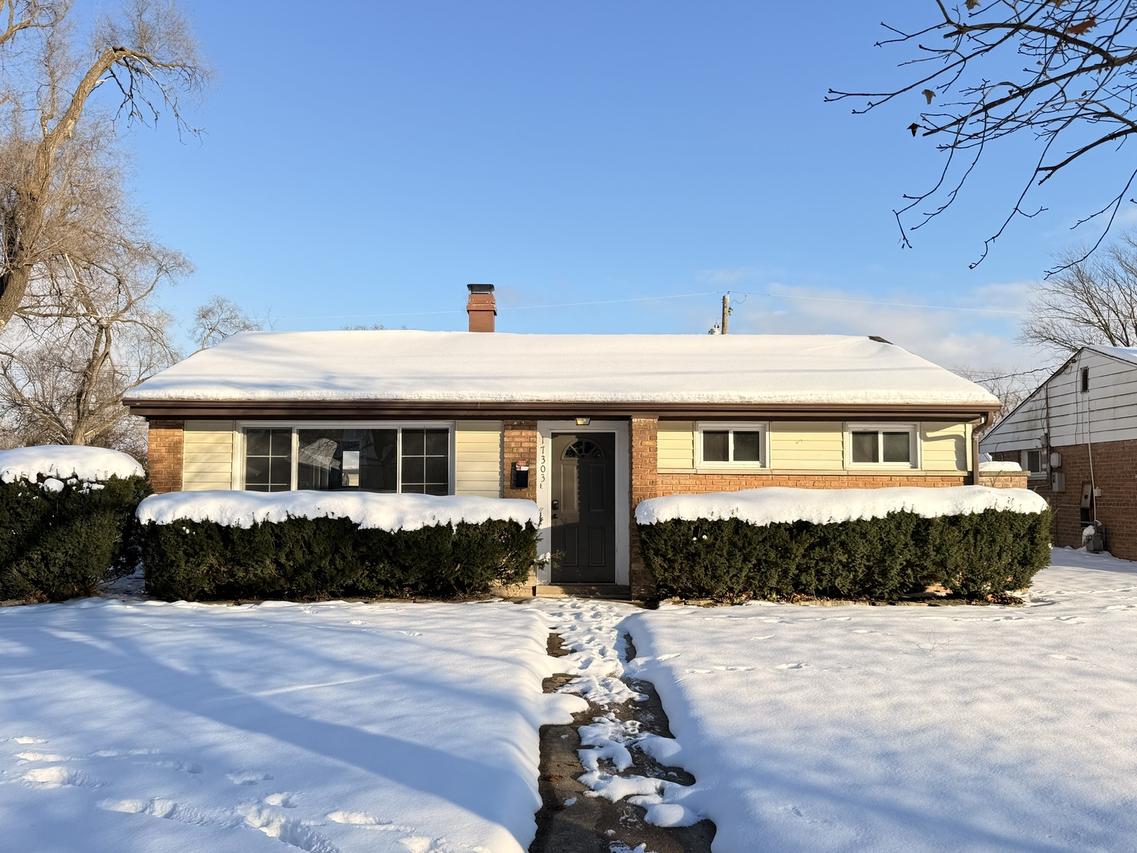 17303 Chicago Ave., Lansing, IL 60438