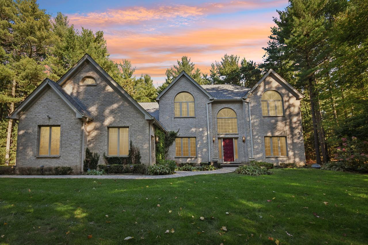 5412 Gerry Ln., Crystal Lake, IL 60014