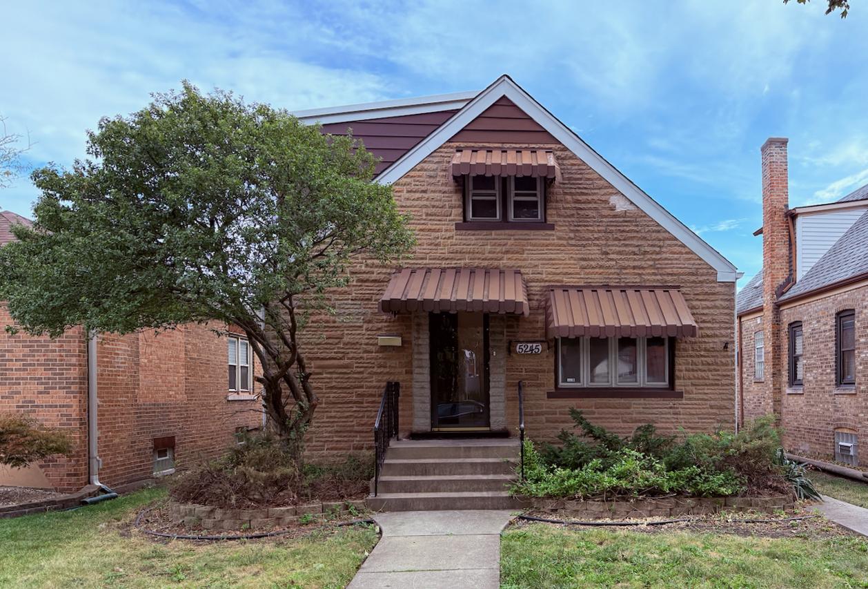 5245 S Mayfield Ave., Chicago, IL 60638