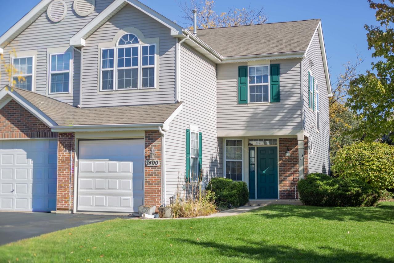 7400 Grandview Ct., Carpentersville, IL 60110