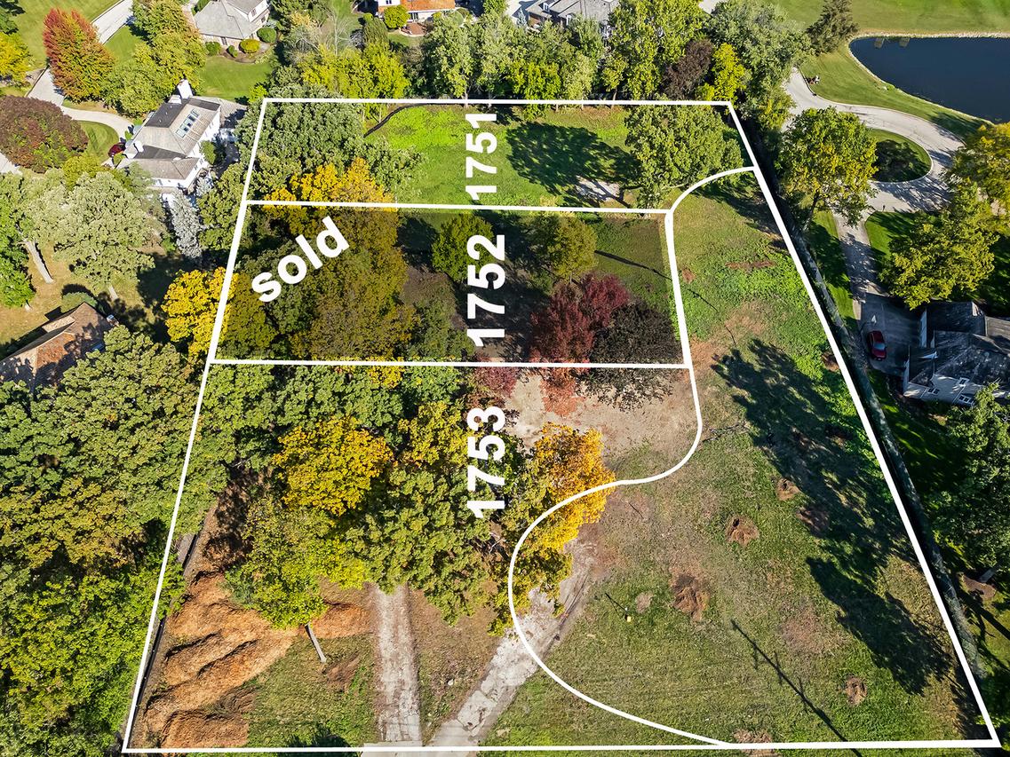 1753 Midwest Club Pkwy., Oak Brook, IL 60523