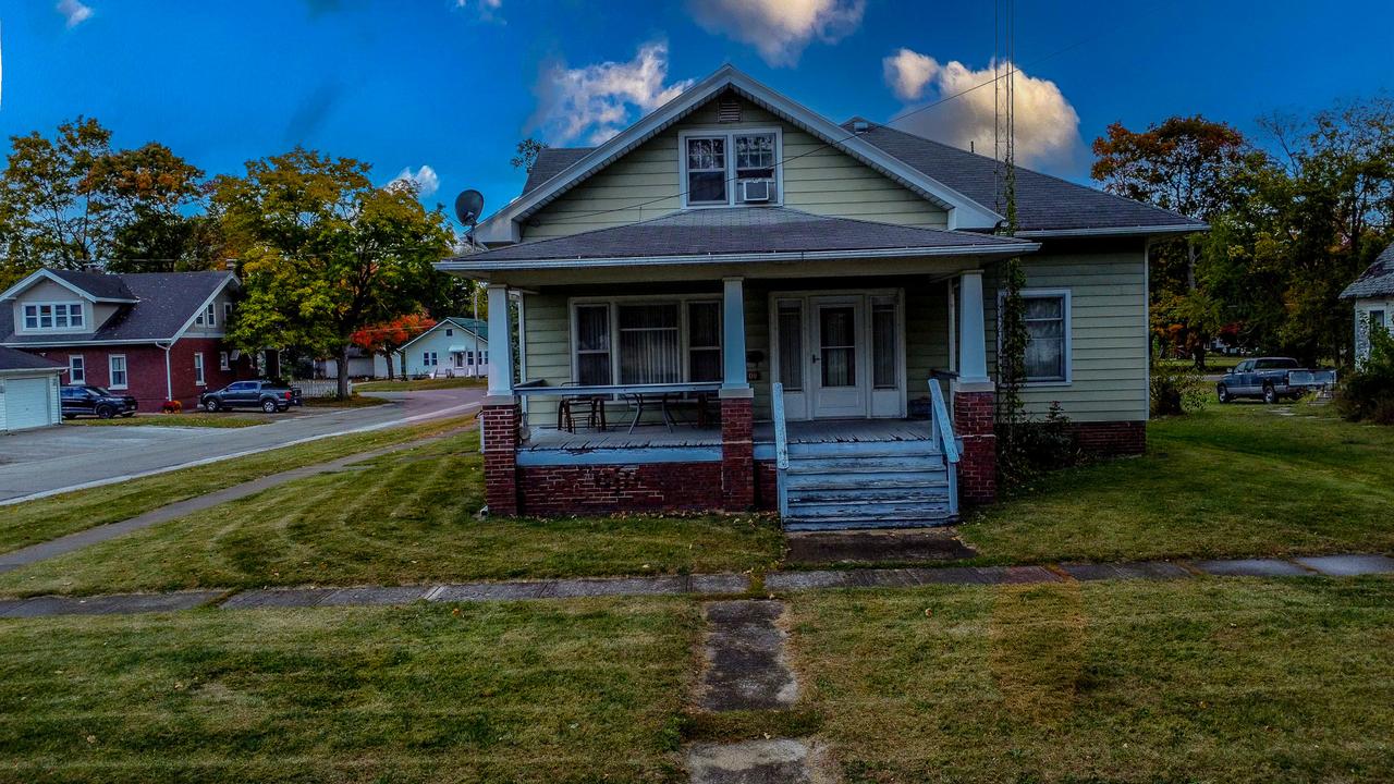 300 N Axtel Ave., Milford, IL 60953