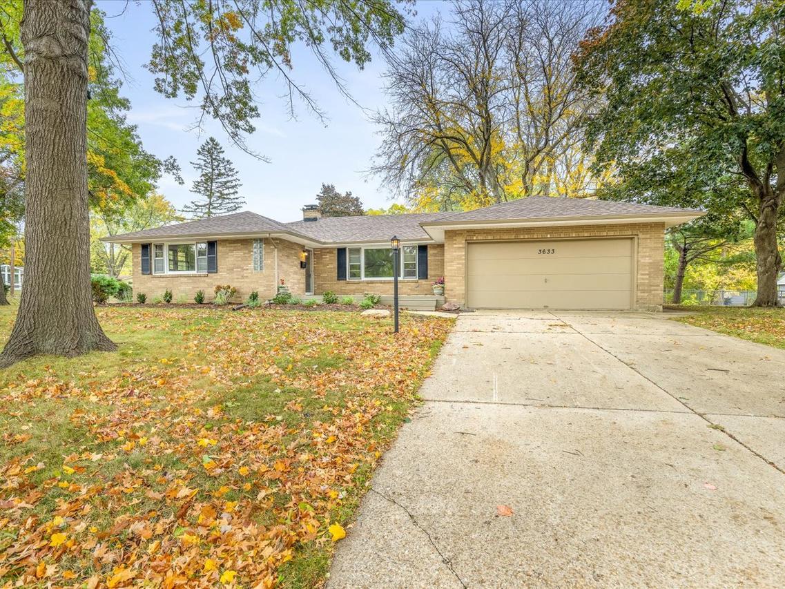 3633 N Court St., Rockford, IL 61103