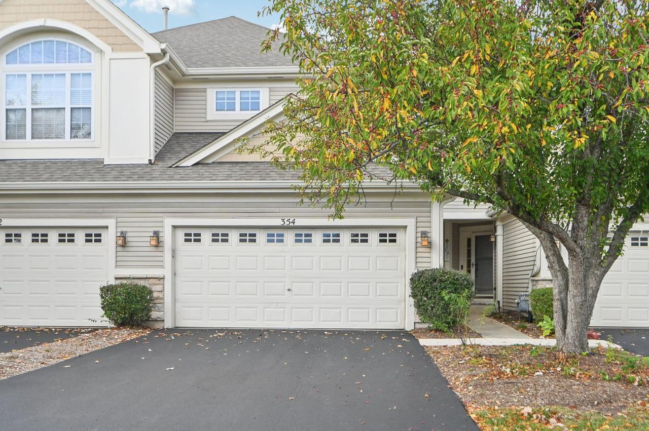 354 Vaughn Cir., Aurora, IL 60502