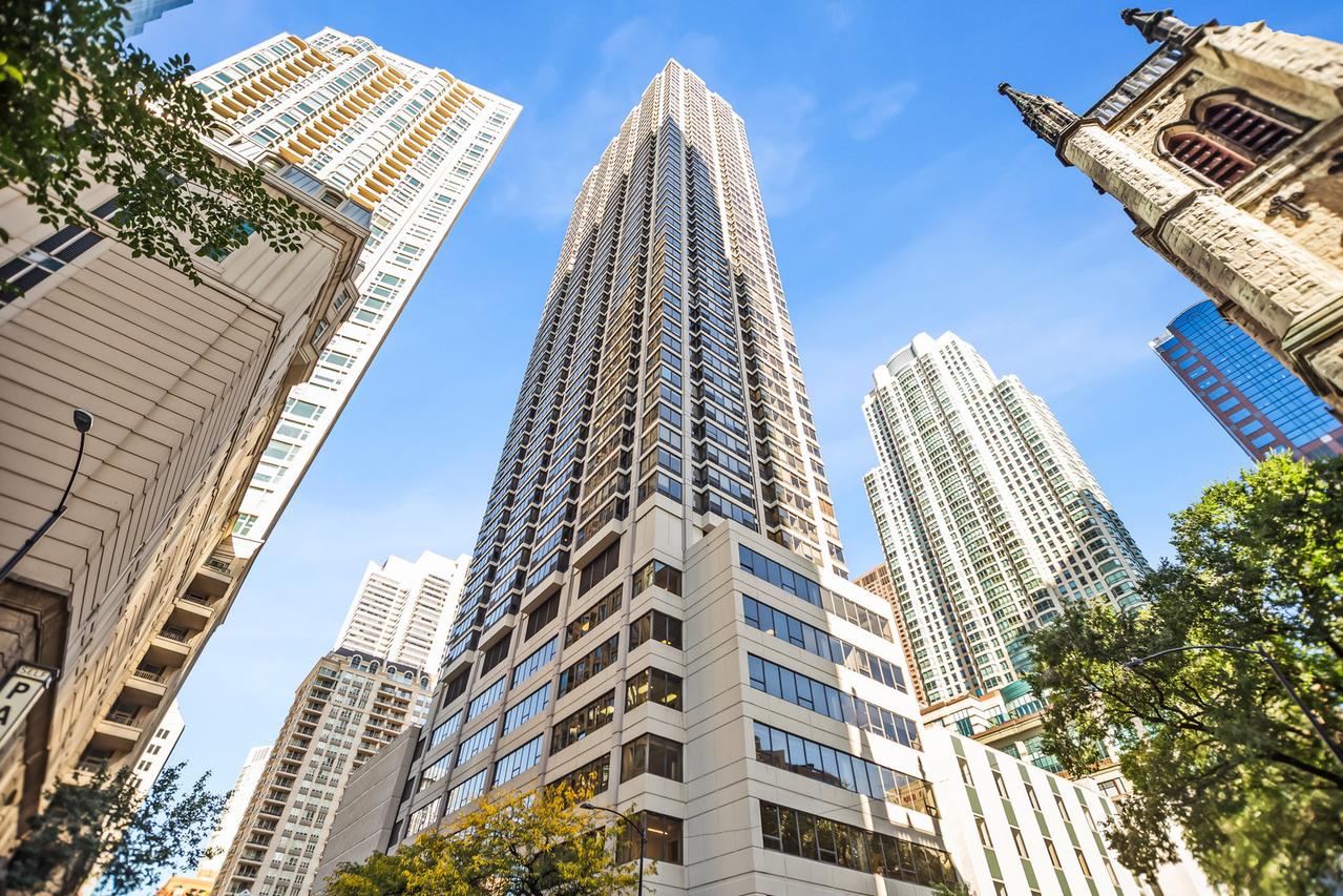 30 E Huron St. #907, Chicago, IL 60611