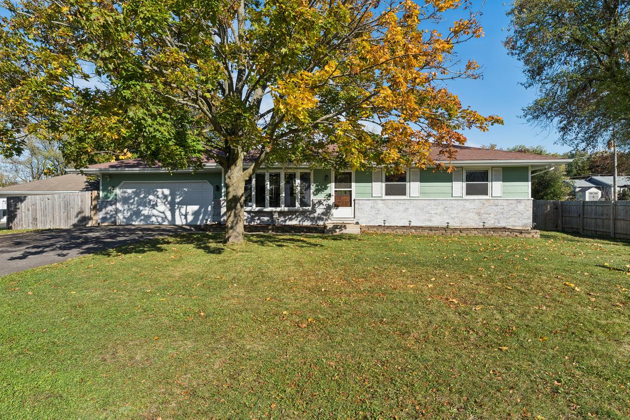 13058 W 29th St., Wadswoth, IL 60099